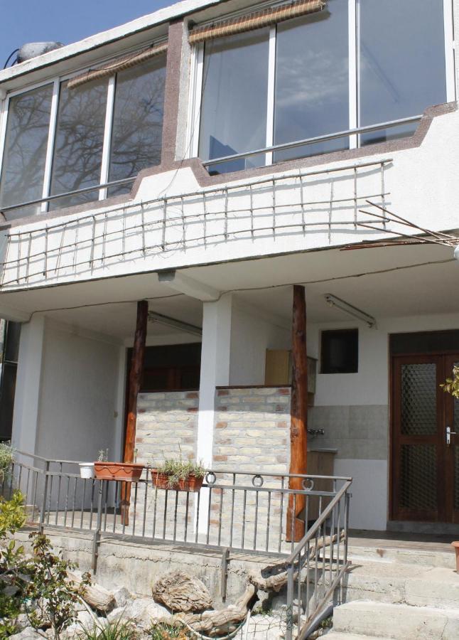 Pataki Studios Петровац Экстерьер фото
