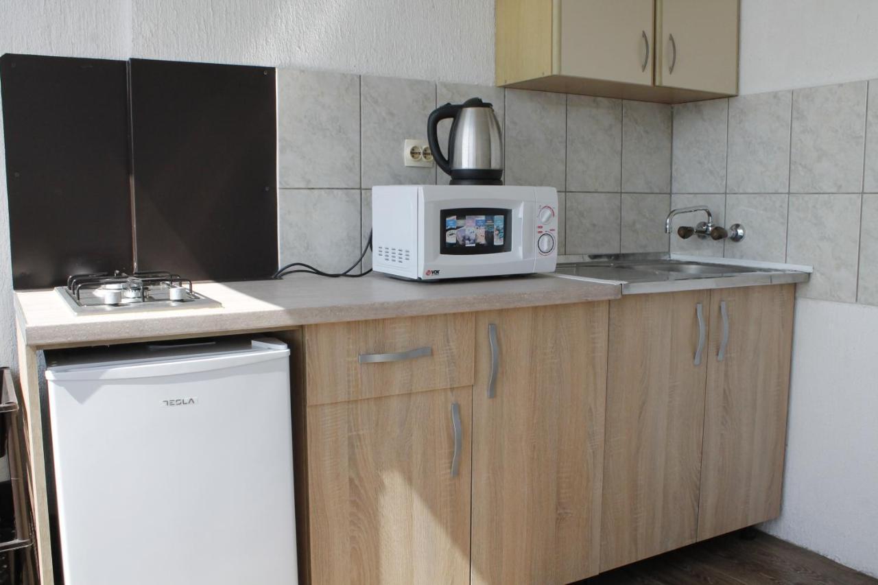 Pataki Studios Петровац Экстерьер фото